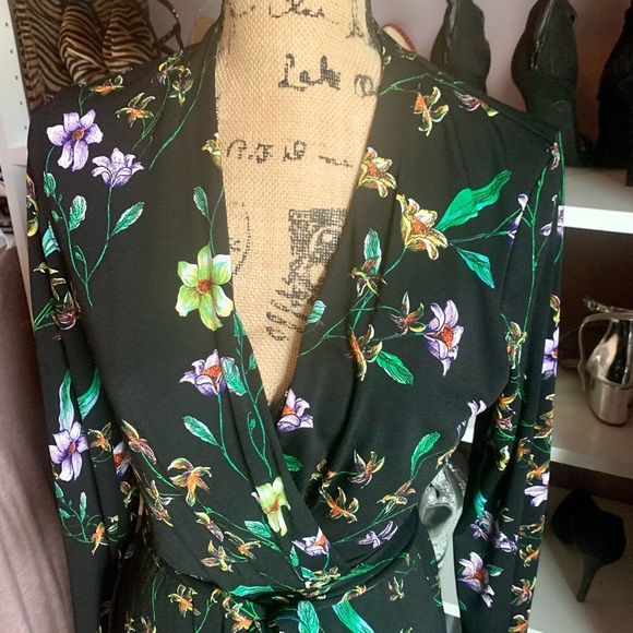 Bright Spring Floral print dress - Picture 4 of 4